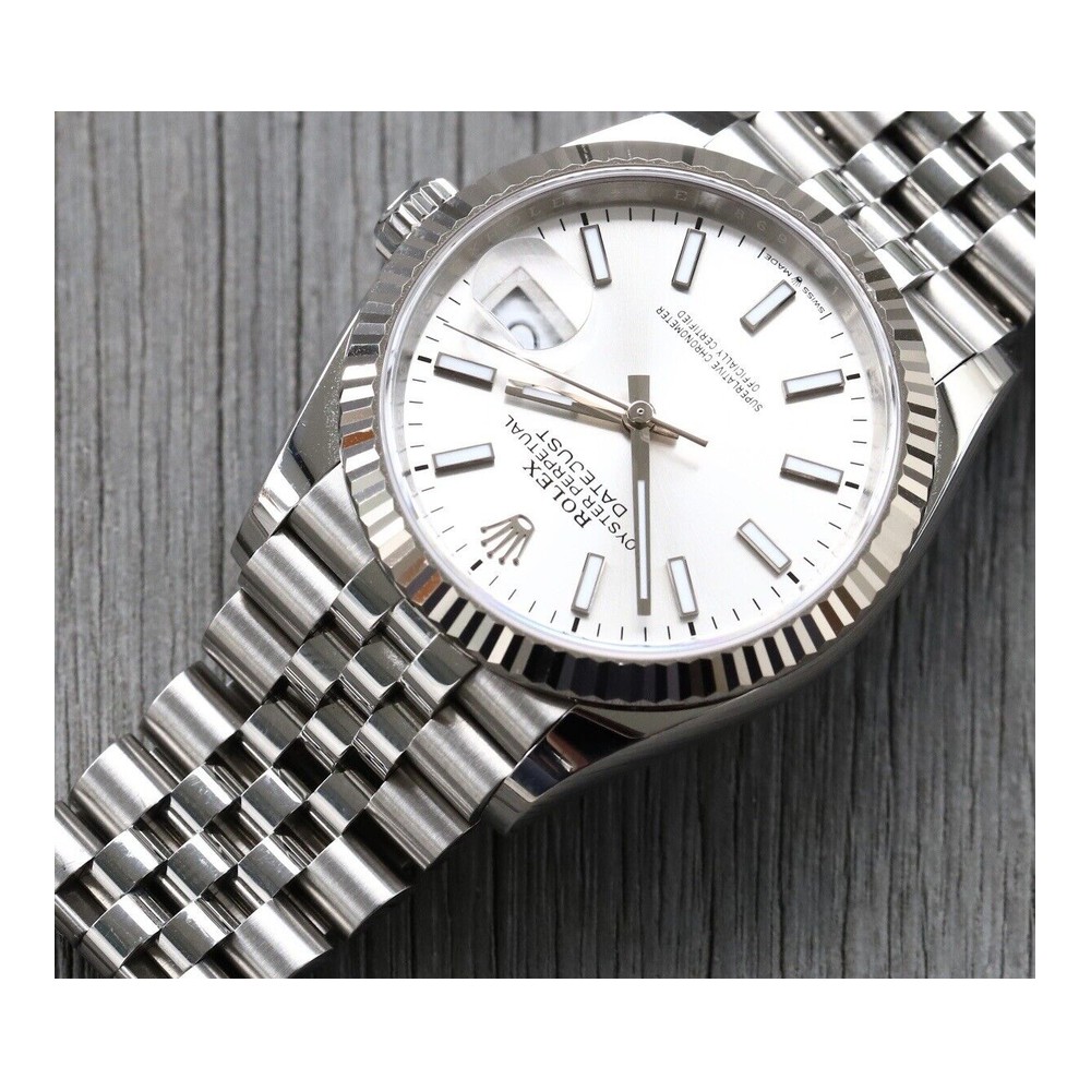 Rolex Datejust 36mm Yivli Bezel Gümüş Kadran Jubilee