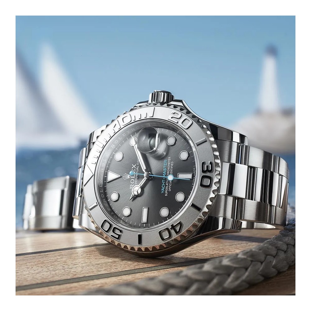Rolex Yacht-Master 40mm Platin Bezel & Rhodium Gri Kadran Mavi Saniye